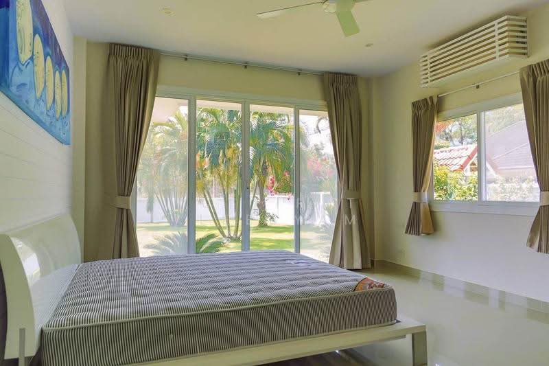 4-BR Villa, Phuket, Pa Khlok, Thalang, Phuket, 4 Bedrooms, 200 sqm, Villa For Sale, by Puttirat Kleebyam, 500525611 - DDproperty.com