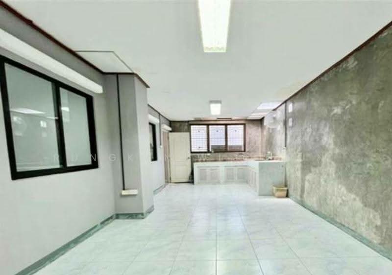 RK Home Park 2 Rama 9 - Wongwaen, Bangkok, 51 Patthana Chonabot 3 Rd, Khlong Song Ton Nun, Lat Krabang, Bangkok, 5 Bedrooms, 250 sqm, Single Detached House For Sale, by Rungkan Wijitjun, 500525617 - DDproperty.com