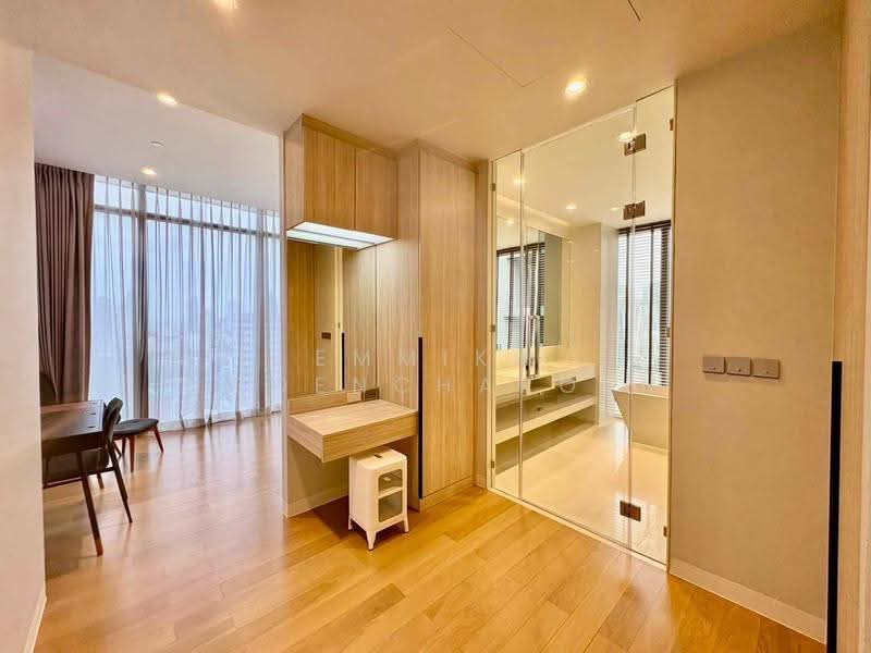 Vittorio 39, Bangkok, 8 Sukhumvit, Khlong Tan Nua, Watthana, Bangkok, 2 Bedrooms, 137 sqm, Condo For Rent, by Emmika Ngoencharoen, 500525633 - DDproperty.com