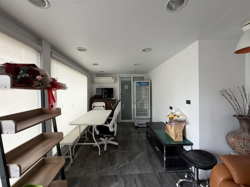 Baan Ubonchat 1, Nonthaburi, Soi Bang Rak Noi 16/2, Bang Rak Noi, Muang Nonthaburi, Nonthaburi, 3 Bedrooms, 135 sqm, Townhouse For Sale, by THE LIVING HUB, 500525699 - DDproperty.com