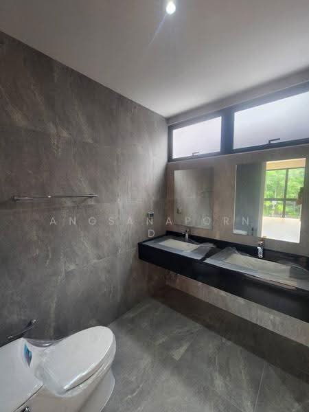 บ้านใหม่มือ 1 ใจกลางลาดพร้าว 101, Bangkok, Khlong Chaokhun Sing, Wang Thonglang, Bangkok, 4 Bedrooms, 270 sqm, Single Detached House For Sale, by Angsanaporn D, 500525722 - DDproperty.com
