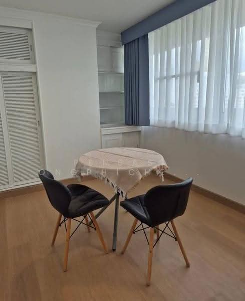 D.S. Tower 1 Sukhumvit 33, Bangkok, Soi Phrom Chit, Khlong Tan Nua, Watthana, Bangkok, 3 Bedrooms, 200 sqm, Condo For Rent, by Pensasi Ongphichetmetha, 500525771 - DDproperty.com