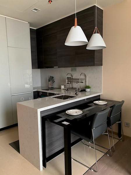 The Esse Asoke, Bangkok, 333 Soi Sukhumvit 21, Sukhumvit Road, Khlongtoei Nua, Watthana, Bangkok, 1 Bedroom, 47 sqm, Condo For Rent, by Pensasi Ongphichetmetha, 500525851 - DDproperty.com