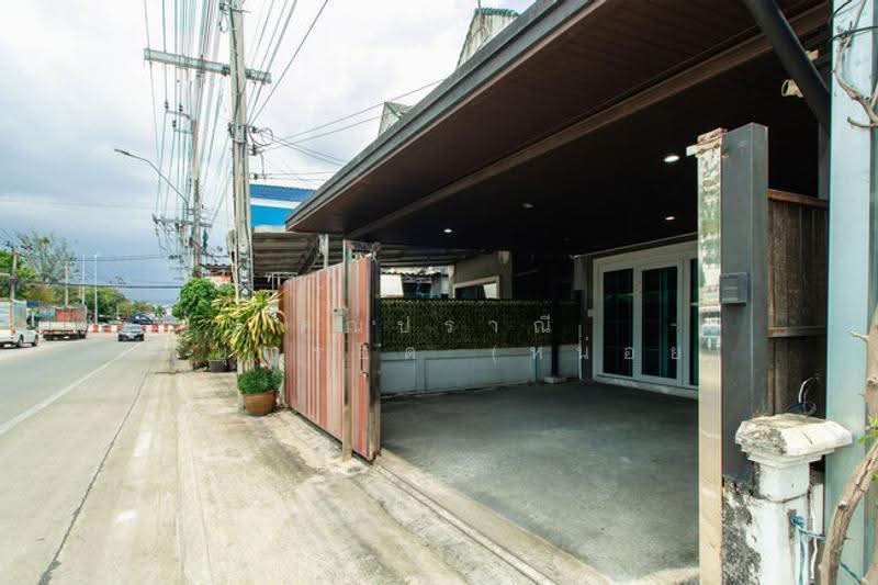 ทาวน์โฮม ติดถนนศาลาธรรมสพน์ แขวงศาลาธรรมสพน์ เขตทวีวัฒนา จ.กรุงเทพมหานคร 10170, Bangkok, Sala Thammasop, Thawi Watthana, Bangkok, 3 Bedrooms, 204 sqm, Townhouse For Sale, by คุณปราณี ศรีบุญรอด (หน่อย), 500525856 - DDproperty.com