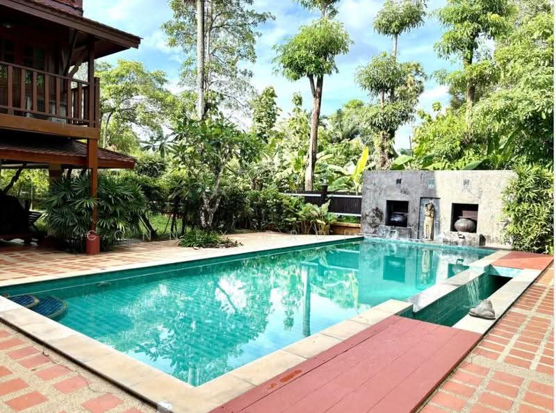 Thai-Style Pool Villa in a Prime Location Thalang, Phuket, , Thep Krasattri, Thalang, Phuket, 3 Bedrooms, 400 sqm, Single Detached House For Rent, by Connex Property, 500525880 - DDproperty.com