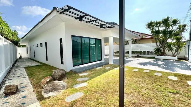 undefined, Phuket, Thep Krasattri, Thalang, Phuket, 3 Bedrooms, 204 sqm, Single Detached House For Sale, by Puttirat Kleebyam, 500525882 - DDproperty.com