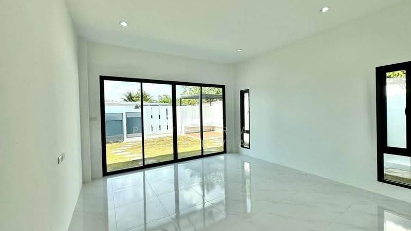 undefined, Phuket, Thep Krasattri, Thalang, Phuket, 3 Bedrooms, 204 sqm, Single Detached House For Sale, by Puttirat Kleebyam, 500525882 - DDproperty.com