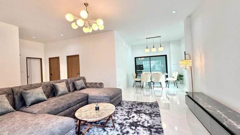 undefined, Phuket, Thep Krasattri, Thalang, Phuket, 3 Bedrooms, 204 sqm, Single Detached House For Sale, by Puttirat Kleebyam, 500525882 - DDproperty.com