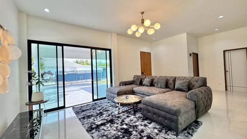 undefined, Phuket, Thep Krasattri, Thalang, Phuket, 3 Bedrooms, 204 sqm, Single Detached House For Sale, by Puttirat Kleebyam, 500525882 - DDproperty.com