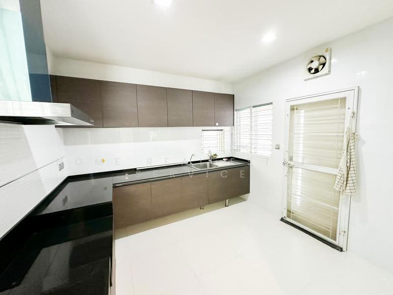 Mantana 2 Bangna Km.7, Samut Prakan, Bang Na-Trat Road, Bang Kaeo, Bang Plee, Samut Prakan, 4 Bedrooms, 350 sqm, Single Detached House For Sale, by HOME Real Estate Service, 500525891 - DDproperty.com