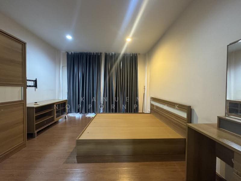 Baan Klang Muang The Paris Rama 9-Ramkamhaeng, Bangkok, Krungthep Kreetha Road, Hua Mak, Bang Kapi, Bangkok, 3 Bedrooms, 131 sqm, Townhouse For Rent, by Kanueng Noppornpitak, 500525893 - DDproperty.com