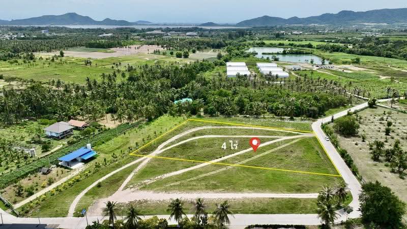 บ้านห้วยกุ่ม ตำบลบางพระ อำเภอศรีราชา จังหวัดชลบุรี, Chon Buri (Pattaya), Bang Phra, Si Racha, Chon Buri (Pattaya), , 6,400 sqm, Land For Sale, by Nattipha Thanyawat, 500525941 - DDproperty.com