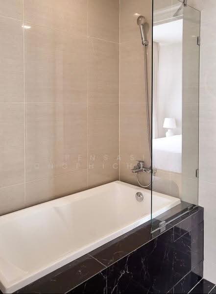 Park Origin Phrom Phong (Park 24), Bangkok, 68 Soi Sukhumvit 24, Khong Tan, Khlong Toei, Bangkok, 2 Bedrooms, 56 sqm, Condo For Rent, by Pensasi Ongphichetmetha, 500525950 - DDproperty.com
