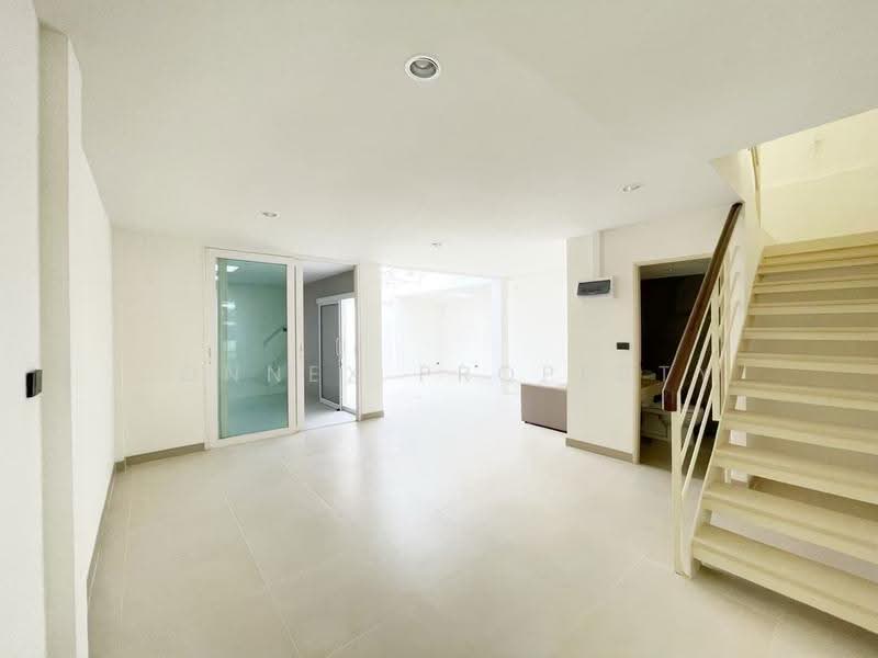 Merit Grand Donmuang, Bangkok, -, Si Khan, Don Mueang, Bangkok, 3 Bedrooms, 326 sqm, Townhouse For Rent, by Connex Property, 500525969 - DDproperty.com