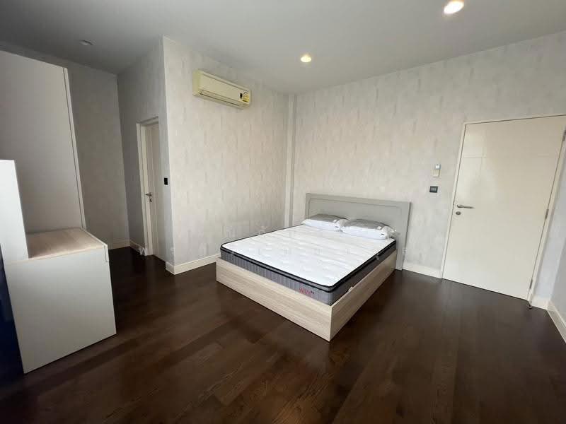 Setthasiri Krungthep Kreetha, Bangkok, Krungthep Kreetha Road, Hua Mak, Bang Kapi, Bangkok, 4 Bedrooms, 260 sqm, Single Detached House For Rent, by ณภัทร พรสิริเมธากุล, 500525973 - DDproperty.com