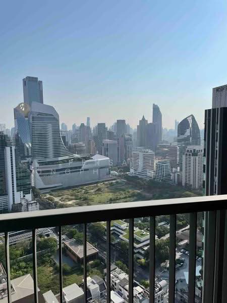 Life One Wireless, Bangkok, 1 Wireless Road, Lumphini, Pathum Wan, Bangkok, 2 Bedrooms, 63 sqm, Condo For Rent, by Pensasi Ongphichetmetha, 500526004 - DDproperty.com
