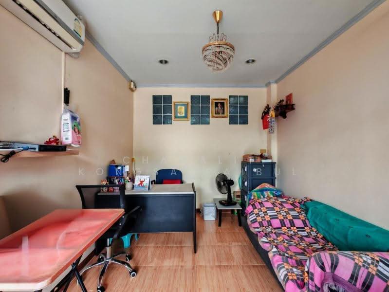 For Sale: 5-story Commercial Building with Rental Accommodation Business in Amarin Niwet 1 Village, Bangkok, พหลโยธิน, Anusaowari, Bang Khen, Bangkok, , 240 sqm, Shophouse For Sale, by CHAWALIT KONGSAKPAIBUL, 500526021 - DDproperty.com
