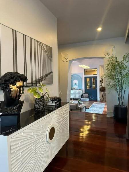 Thonglor pool villa, Bangkok, Khlong Tan Nua, Watthana, Bangkok, 5 Bedrooms, 800 sqm, Single Detached House For Rent, by Amarin Sitthidhoon, 500526064 - DDproperty.com