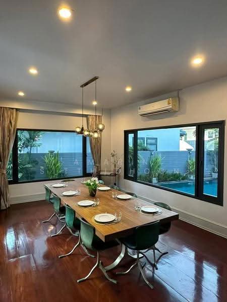 Thonglor pool villa, Bangkok, Khlong Tan Nua, Watthana, Bangkok, 5 Bedrooms, 800 sqm, Single Detached House For Rent, by Amarin Sitthidhoon, 500526064 - DDproperty.com