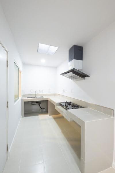 Casa City Bangna, Samut Prakan, Bangna-Trad Road, Bang Kaeo, Bang Plee, Samut Prakan, 5 Bedrooms, 200 sqm, Townhouse For Sale, by HOME Real Estate Service, 500526080 - DDproperty.com