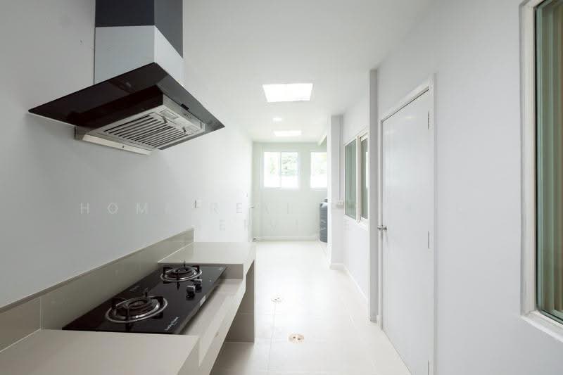 Casa City Bangna, Samut Prakan, Bangna-Trad Road, Bang Kaeo, Bang Plee, Samut Prakan, 5 Bedrooms, 200 sqm, Townhouse For Sale, by HOME Real Estate Service, 500526080 - DDproperty.com