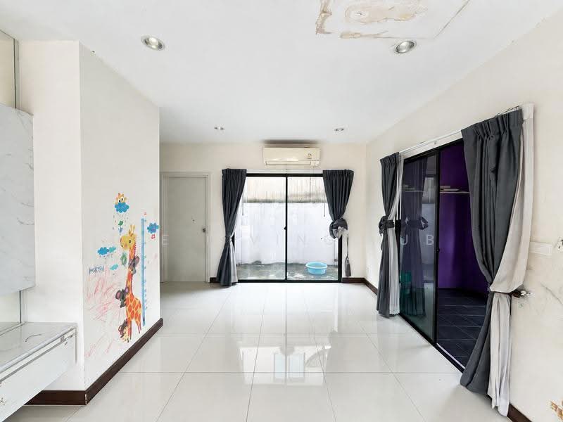 The Plant Rangsit-Klong 2, Pathum Thani, Khu Khot, Lam Luk Ka, Pathum Thani, 3 Bedrooms, 125 sqm, Semi-Detached House (Twin House) For Sale, by THE LIVING HUB, 500526081 - DDproperty.com