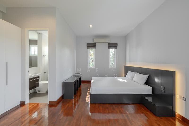 Panya Pattanakarn Village, Bangkok, Soi Phatthanakarn 30, Suan Luang, Bangkok, 5 Bedrooms, 600 sqm, Single Detached House For Sale, by Amarin Sitthidhoon, 500526086 - DDproperty.com