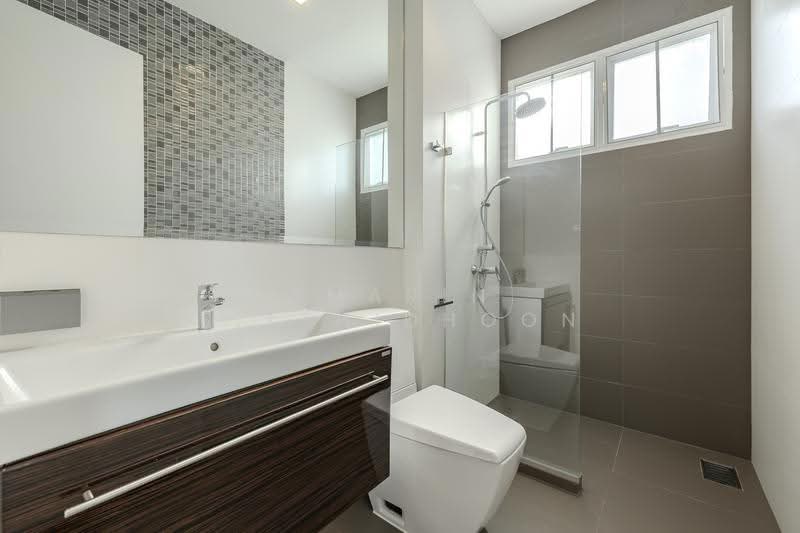 Panya Pattanakarn Village, Bangkok, Soi Phatthanakarn 30, Suan Luang, Bangkok, 5 Bedrooms, 600 sqm, Single Detached House For Sale, by Amarin Sitthidhoon, 500526086 - DDproperty.com