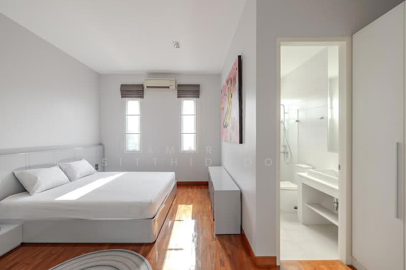 Panya Pattanakarn Village, Bangkok, Soi Phatthanakarn 30, Suan Luang, Bangkok, 5 Bedrooms, 600 sqm, Single Detached House For Sale, by Amarin Sitthidhoon, 500526086 - DDproperty.com