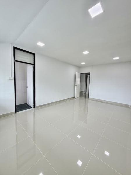 Sap Watthana, Nonthaburi, ถนนเลียบคลองประปา, Bang Phut, Pak Kret, Nonthaburi, 2 Bedrooms, 110 sqm, Townhouse For Sale, by Connex Property, 500526103 - DDproperty.com