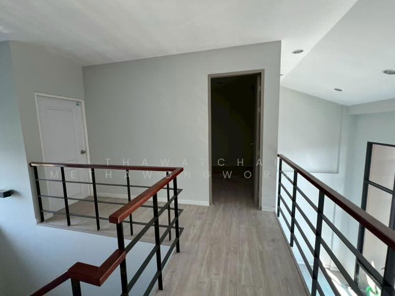 undefined, Bangkok, Khlong Sam Prawet, Lat Krabang, Bangkok, 3 Bedrooms, 217 sqm, Townhouse For Rent, by Thawatchai Methawongworakul, 500526150 - DDproperty.com