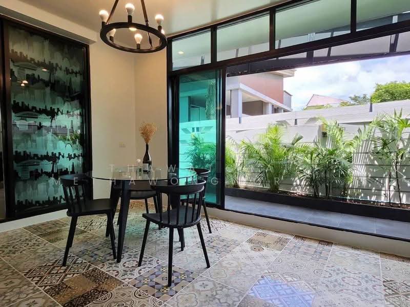 Areeya Mandarina Sukhumvit 77, Bangkok, Sukhumvit 77 Road (On Nut), Suan Luang, Bangkok, 3 Bedrooms, 204 sqm, Townhouse For Rent, by Thawatchai Methawongworakul, 500526160 - DDproperty.com
