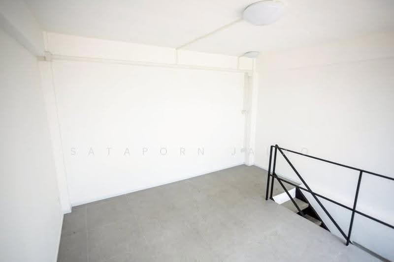 4-BR Townhouse, Bangkok, Praborommaharatchawang, Phra Nakhon, Bangkok, 4 Bedrooms, 288 sqm, Townhouse For Rent, by Sataporn Jalao, 500526165 - DDproperty.com