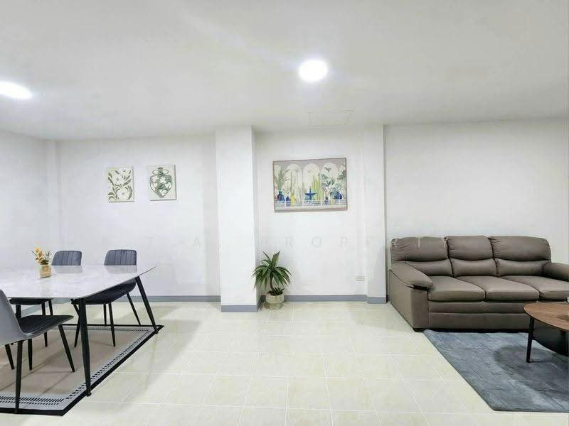 อีสเทิร์นแลนด์เฮ้าส์ 3 ศรีราชา, Chon Buri (Pattaya), Surasak, Si Racha, Chon Buri (Pattaya), 3 Bedrooms, 80 sqm, Townhouse For Sale, by A.T.A. Property, 500526166 - DDproperty.com
