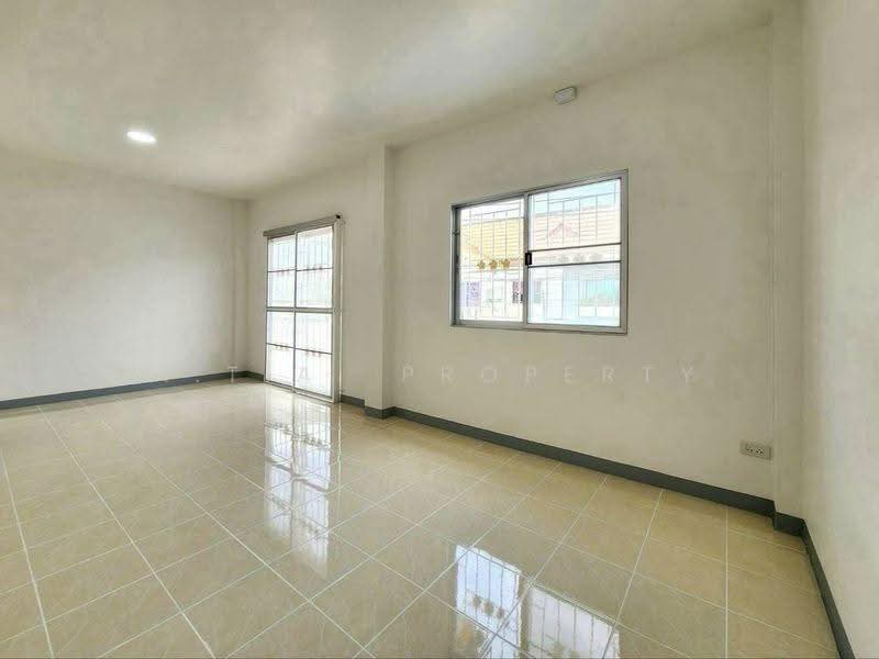 อีสเทิร์นแลนด์เฮ้าส์ 3 ศรีราชา, Chon Buri (Pattaya), Surasak, Si Racha, Chon Buri (Pattaya), 3 Bedrooms, 80 sqm, Townhouse For Sale, by A.T.A. Property, 500526166 - DDproperty.com