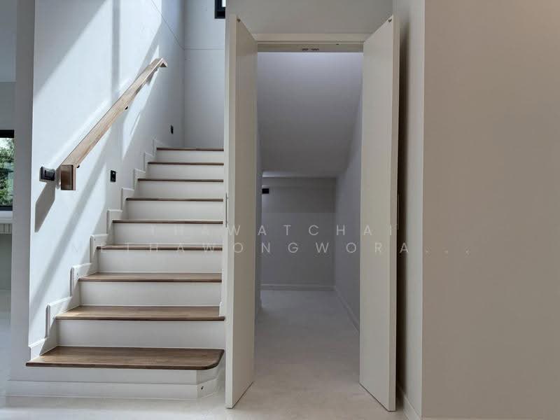 Setthasiri Bangna Km.10, Samut Prakan, Bangphli Yai, Bang Plee, Samut Prakan, 4 Bedrooms, 247 sqm, Single Detached House For Rent, by Thawatchai Methawongworakul, 500526174 - DDproperty.com