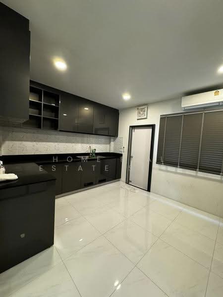The City Bangna, Samut Prakan, Bang Phli Yai, Bang Kaeo, Bang Plee, Samut Prakan, 5 Bedrooms, 416 sqm, Single Detached House For Sale, by HOME Real Estate Service, 500526192 - DDproperty.com