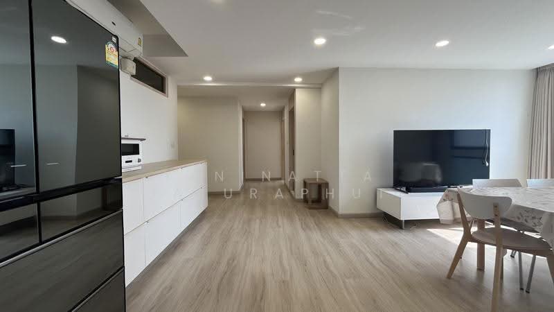 President Park Sukhumvit 24, Bangkok, 99 Sukhumvit 24 Alley, Khlongtoei Nua, Watthana, Bangkok, 4 Bedrooms, 223 sqm, Condo For Sale, by Yaninatta Jaturaphut, 500526237 - DDproperty.com