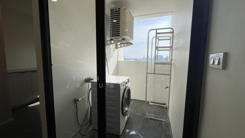 President Park Sukhumvit 24, Bangkok, 99 Sukhumvit 24 Alley, Khlongtoei Nua, Watthana, Bangkok, 4 Bedrooms, 223 sqm, Condo For Sale, by Yaninatta Jaturaphut, 500526237 - DDproperty.com