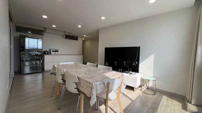 President Park Sukhumvit 24, Bangkok, 99 Sukhumvit 24 Alley, Khlongtoei Nua, Watthana, Bangkok, 4 Bedrooms, 223 sqm, Condo For Sale, by Yaninatta Jaturaphut, 500526237 - DDproperty.com