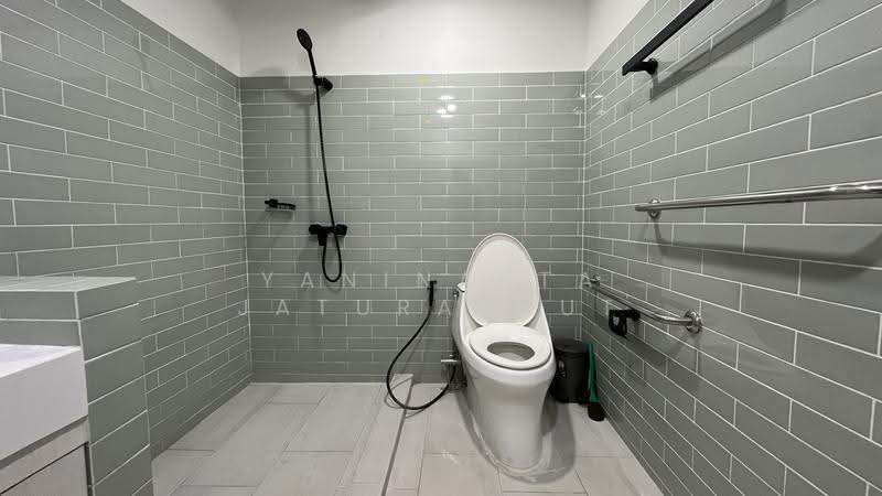 President Park Sukhumvit 24, Bangkok, 99 Sukhumvit 24 Alley, Khlongtoei Nua, Watthana, Bangkok, 4 Bedrooms, 223 sqm, Condo For Sale, by Yaninatta Jaturaphut, 500526237 - DDproperty.com