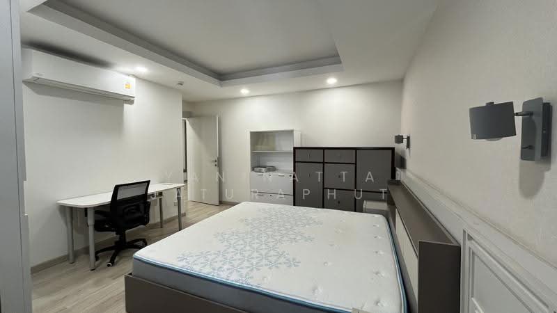 President Park Sukhumvit 24, Bangkok, 99 Sukhumvit 24 Alley, Khlongtoei Nua, Watthana, Bangkok, 4 Bedrooms, 223 sqm, Condo For Sale, by Yaninatta Jaturaphut, 500526237 - DDproperty.com