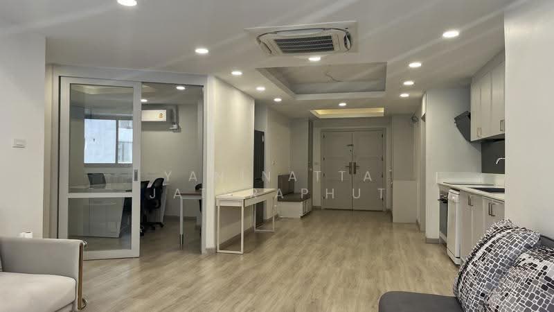 President Park Sukhumvit 24, Bangkok, 99 Sukhumvit 24 Alley, Khlongtoei Nua, Watthana, Bangkok, 4 Bedrooms, 223 sqm, Condo For Sale, by Yaninatta Jaturaphut, 500526237 - DDproperty.com