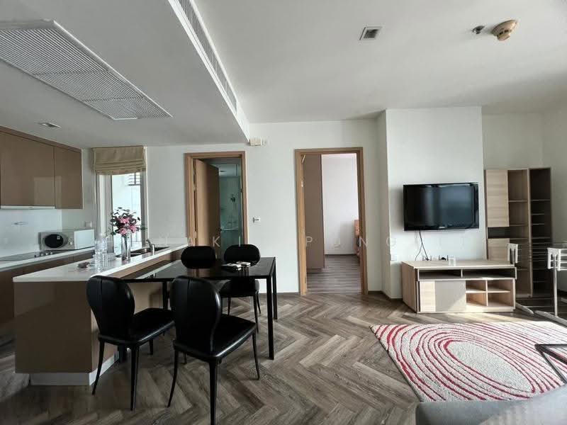 Siri At Sukhumvit, Bangkok, 902 Sukhumvit Road, Phra Kanong, Khlong Toei, Bangkok, 2 Bedrooms, 74 sqm, Condo For Rent, by Thanakit Pongpit, 500526241 - DDproperty.com