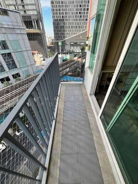 Siri At Sukhumvit, Bangkok, 902 Sukhumvit Road, Phra Kanong, Khlong Toei, Bangkok, 2 Bedrooms, 74 sqm, Condo For Rent, by Thanakit Pongpit, 500526241 - DDproperty.com