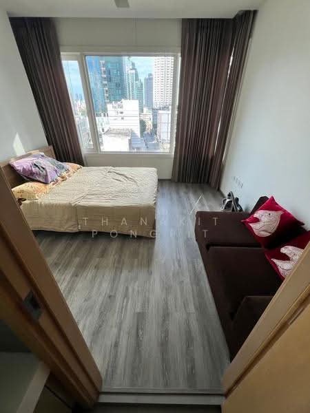 Siri At Sukhumvit, Bangkok, 902 Sukhumvit Road, Phra Kanong, Khlong Toei, Bangkok, 2 Bedrooms, 74 sqm, Condo For Rent, by Thanakit Pongpit, 500526241 - DDproperty.com