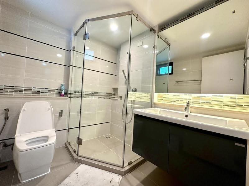 Setthasiri Pattanakarn, Bangkok, Phatthanakan-Onnut Road (New Cut), Prawet, Bangkok, 4 Bedrooms, 224 sqm, Single Detached House For Sale, by Thawatchai Methawongworakul, 500526279 - DDproperty.com