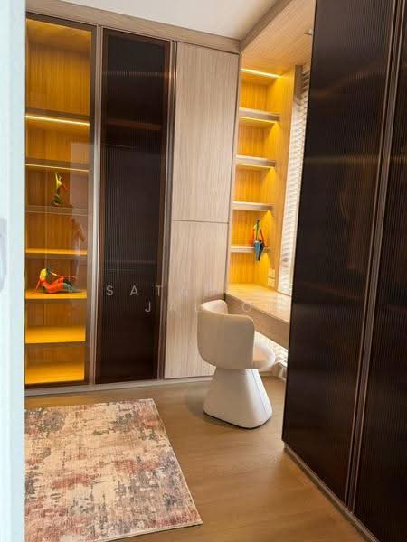 3-BR Townhouse, Bangkok, Bang Chak, Phra Khanong, Bangkok, 3 Bedrooms, 320 sqm, Townhouse For Rent, by Sataporn Jalao, 500526284 - DDproperty.com