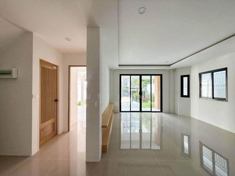 3-BR House, Phuket, Kathu, Phuket, 3 Bedrooms, 204 sqm, Single Detached House For Sale, by Puttirat Kleebyam, 500526291 - DDproperty.com