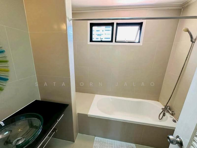 Moo Baan Chicha Castle, Bangkok, Sukhumvit 31, Khlongtoei Nua, Watthana, Bangkok, 4 Bedrooms, 350 sqm, Townhouse For Rent, by Sataporn Jalao, 500526307 - DDproperty.com